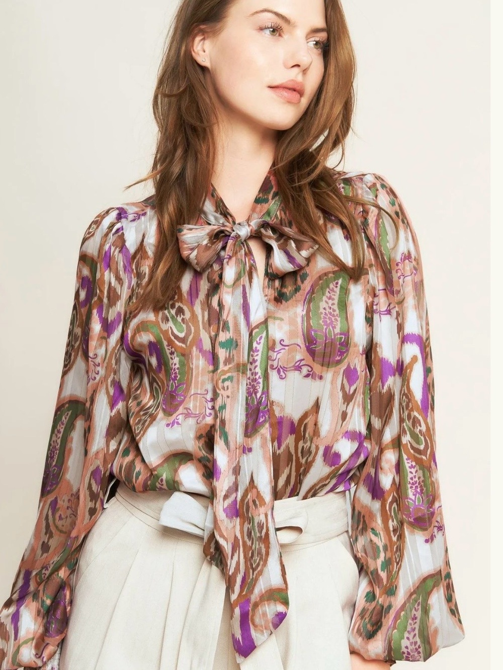 Flying Tomato Try and Try Again Paisley Tie-Neck Blouse NWOT Large
